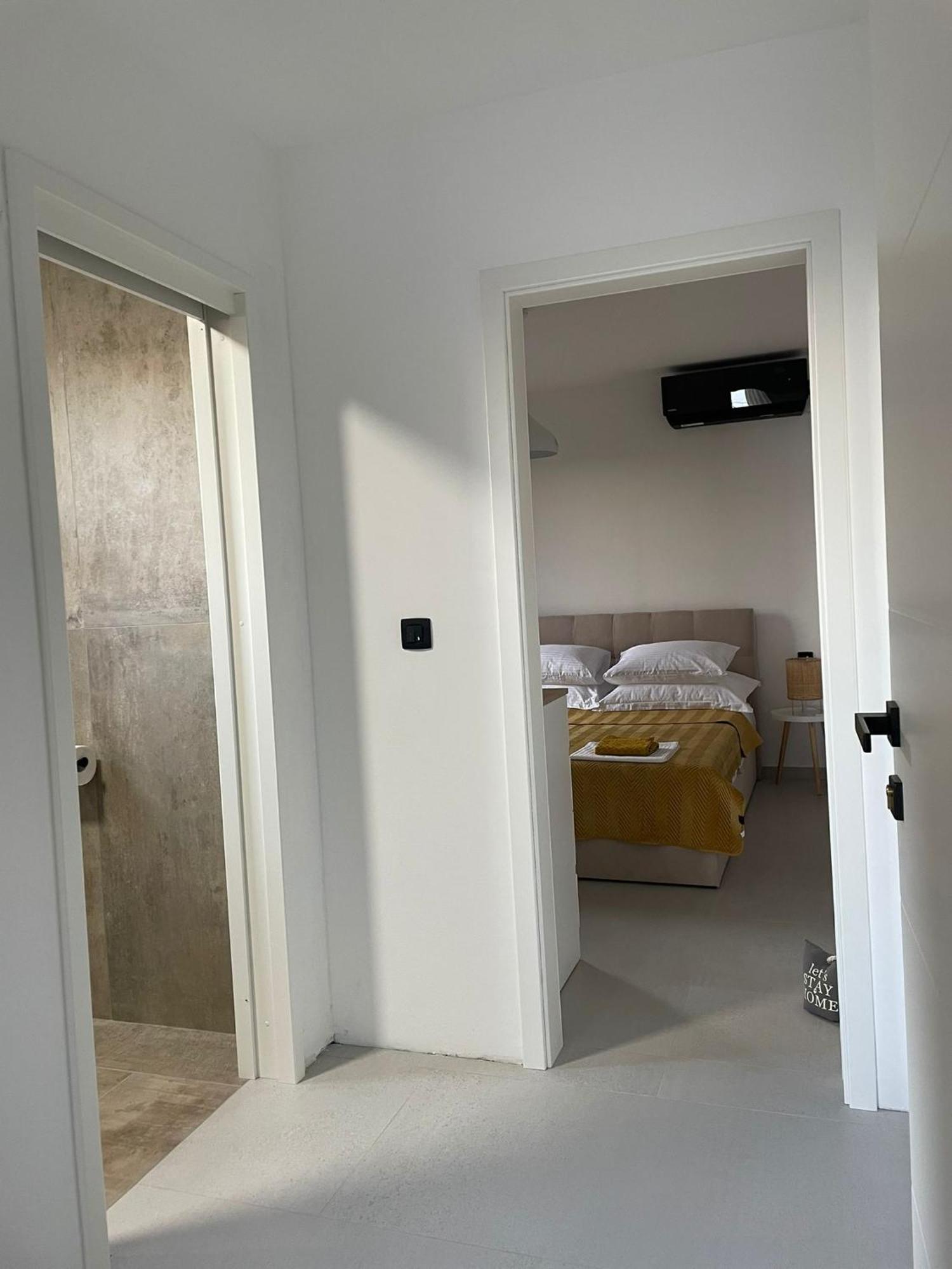 Apartmani Natali オレビック エクステリア 写真